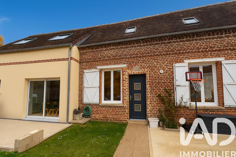 Maison - 92 m² - 5 pièces