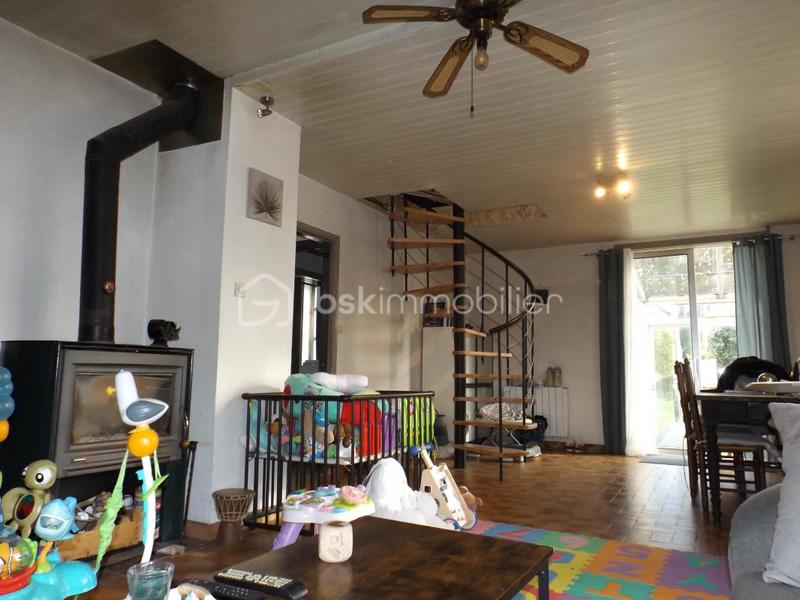 Maison - 83 m² - 6 pièces