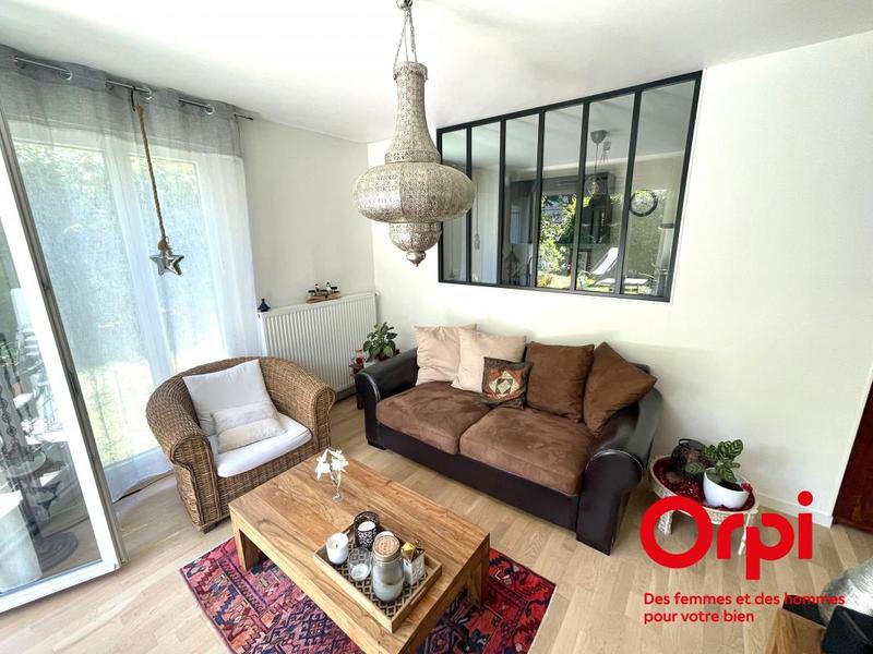 Appartement - 80 m² - 4 pièces