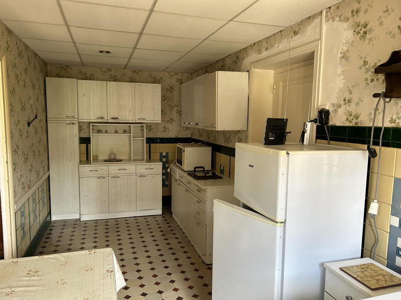 Maison - 111 m² - 10 pièces