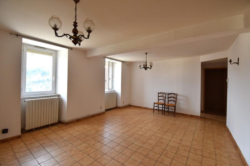 Maison en pierre - 251 m² - 10 pièces