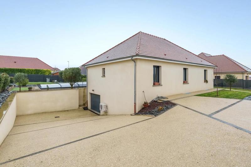 Maison - 146 m² - 5 pièces