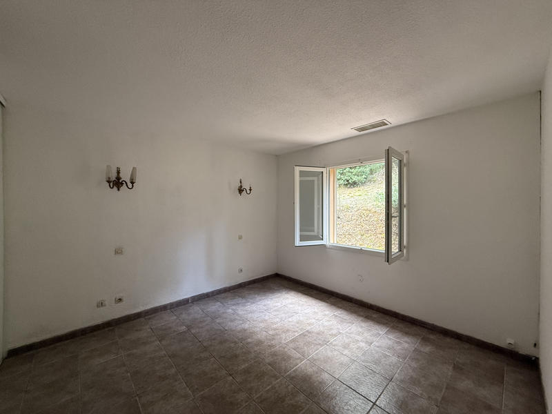 Maison - 104 m² - 4 pièces