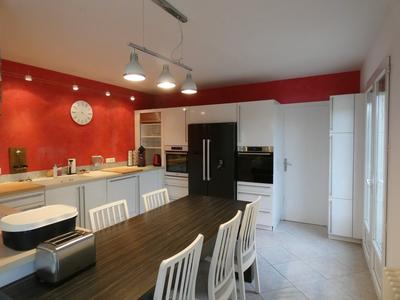 Maison - 176 m² - 7 pièces