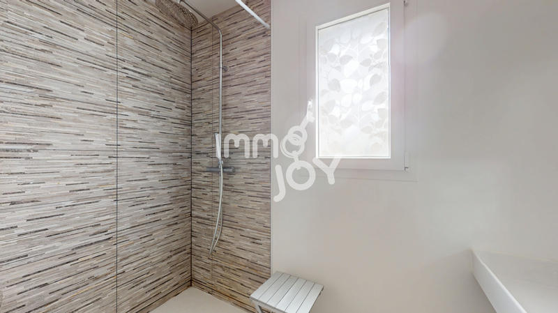 Villa - 105 m² - 4 pièces