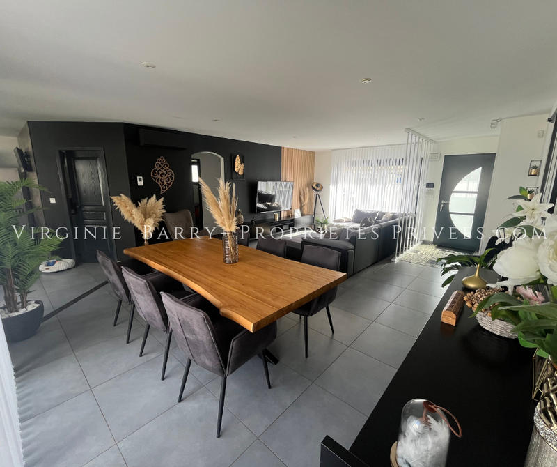 Maison - 137 m² - 5 pièces