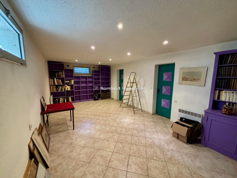 Maison - 195 m² - 7 pièces