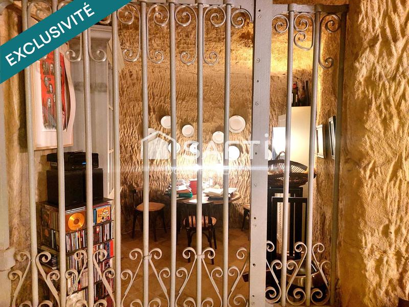 Maison - 244 m² - 8 pièces