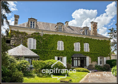 Maison en pierre - 221 m² - 8 pièces