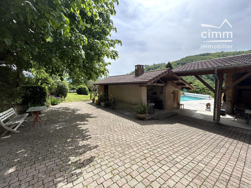 Maison ancienne - 160 m² - 4 pièces