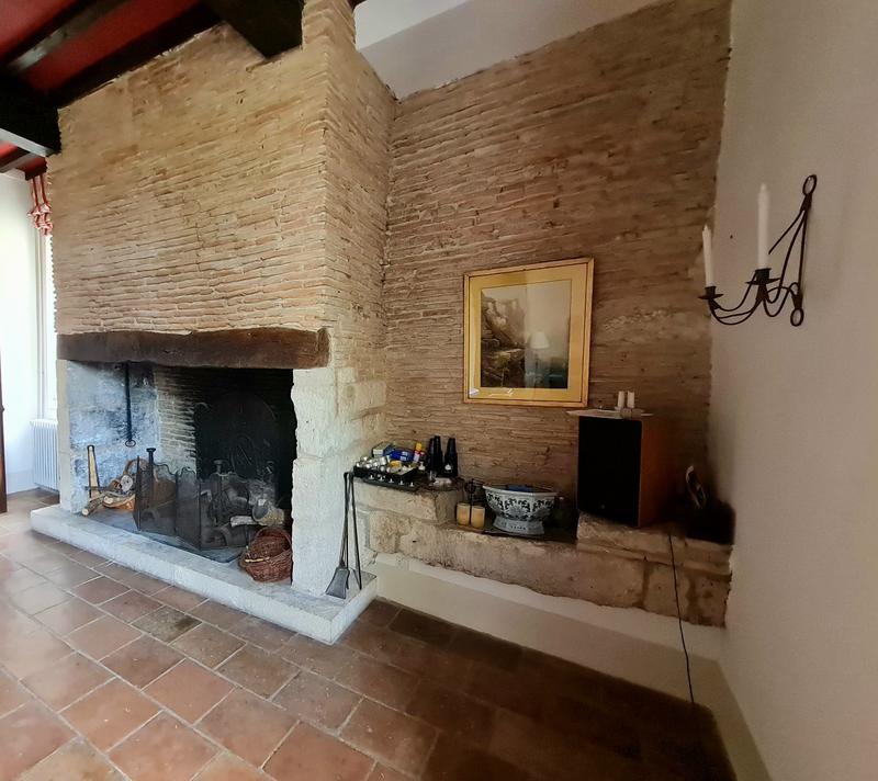 Maison - 550 m² - 14 pièces