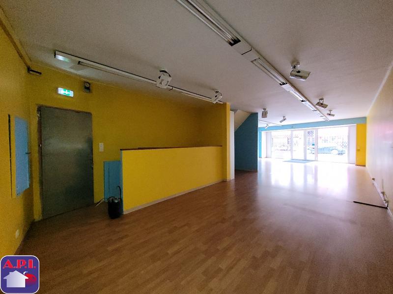 Local d'activités - 104 m² - 2 pièces