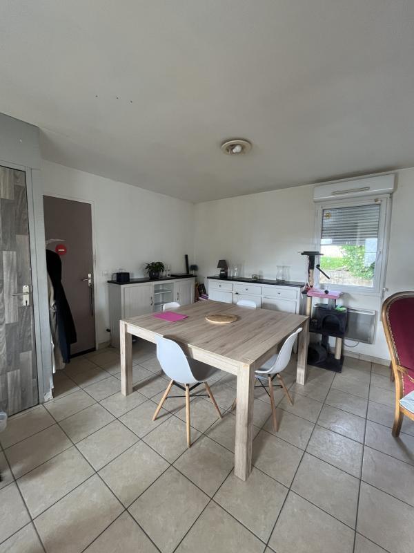 Maison - 99 m² - 5 pièces