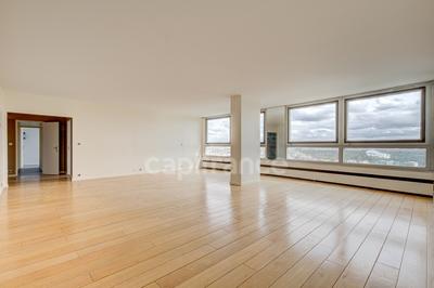 Appartement - 156 m² - 6 pièces