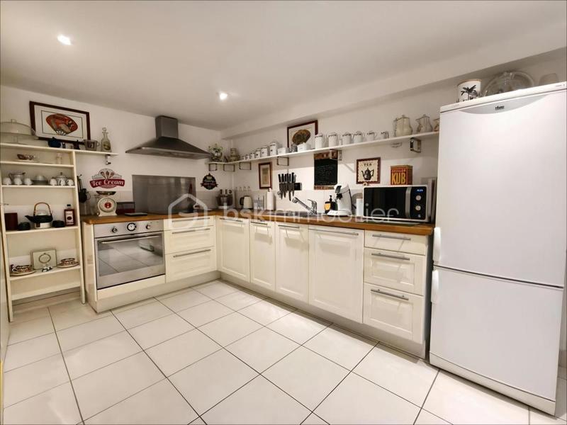 Appartement - 110 m² - 5 pièces