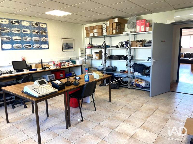 Local commercial - 104 m²