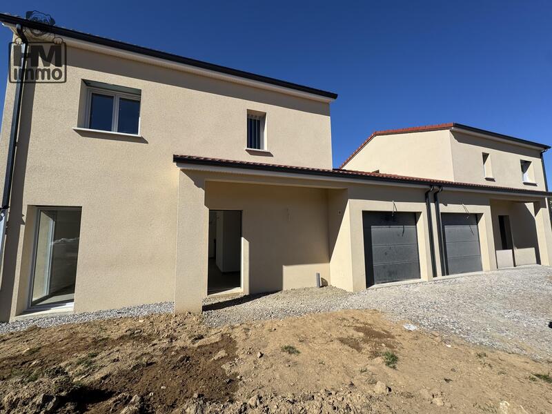 Maison traditionnelle - 99 m² - 4 pièces