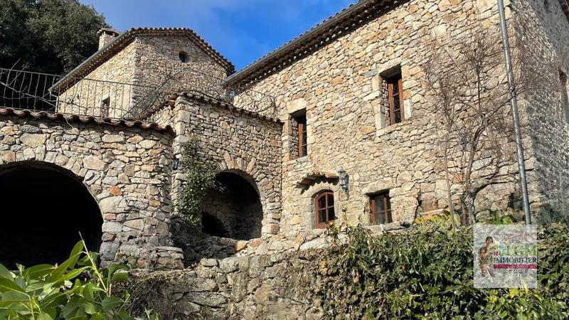 Gîte - 253 m² - 5 pièces