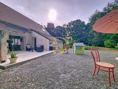 Propriété - 163 m² - 6 pièces