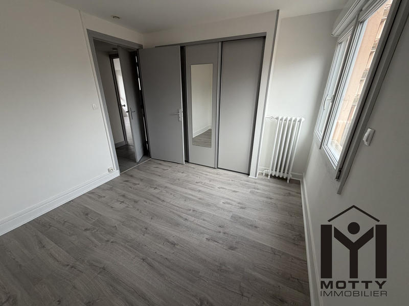 Appartement - 65 m² - 4 pièces