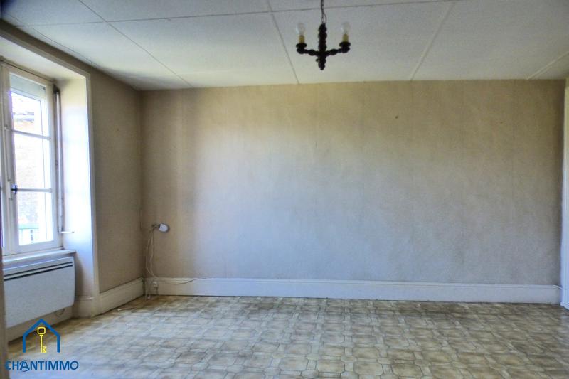 Maison - 102 m² - 4 pièces