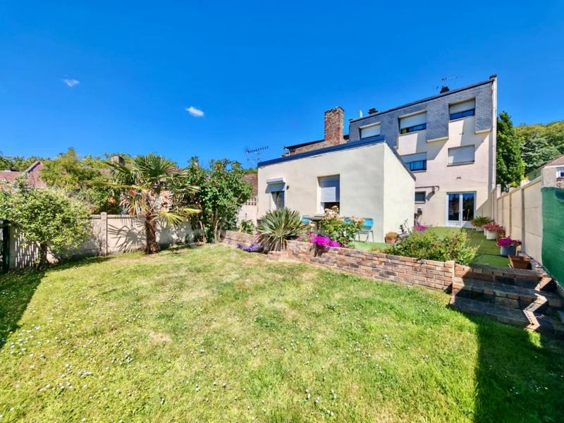 Appartement - 123 m² - 6 pièces