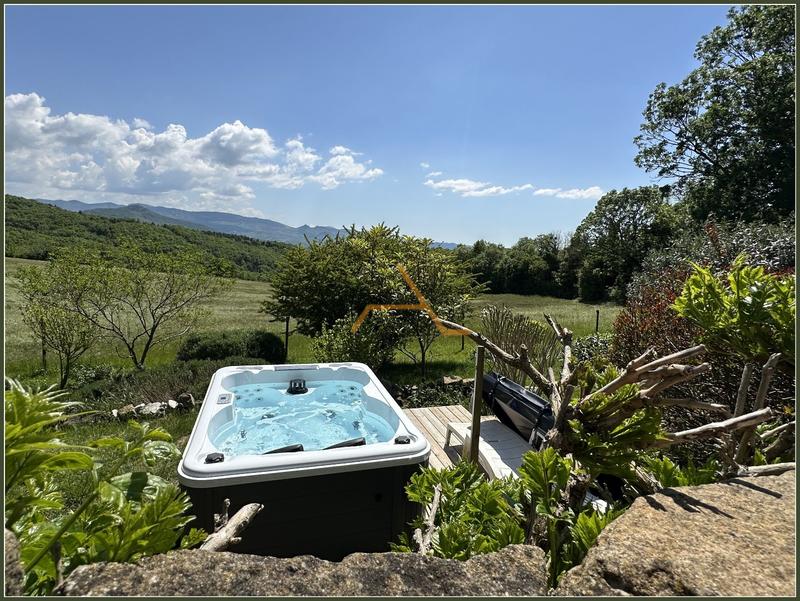 Maison en pierre - 290 m²