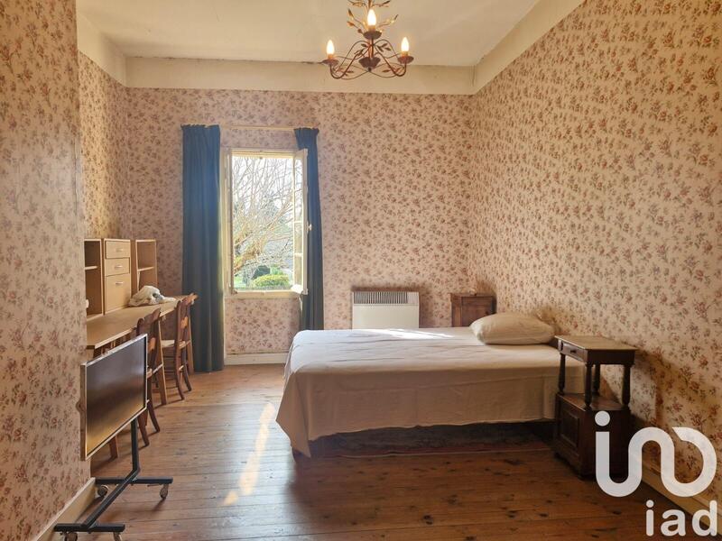 Maison - 187 m² - 7 pièces