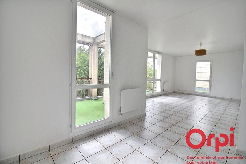 Appartement - 92 m² - 5 pièces