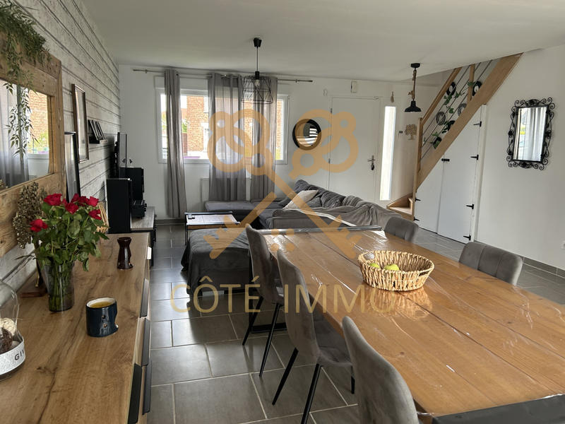 Maison - 102 m² - 5 pièces