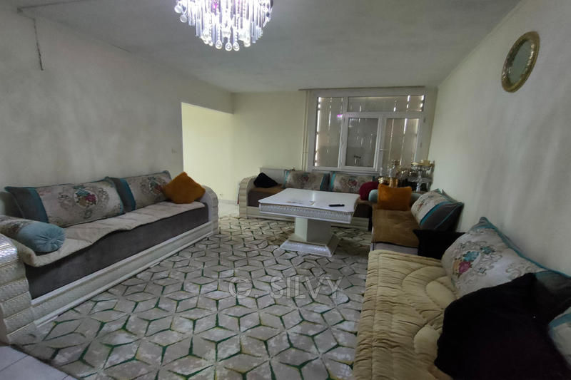 Appartement - 75 m² - 4 pièces