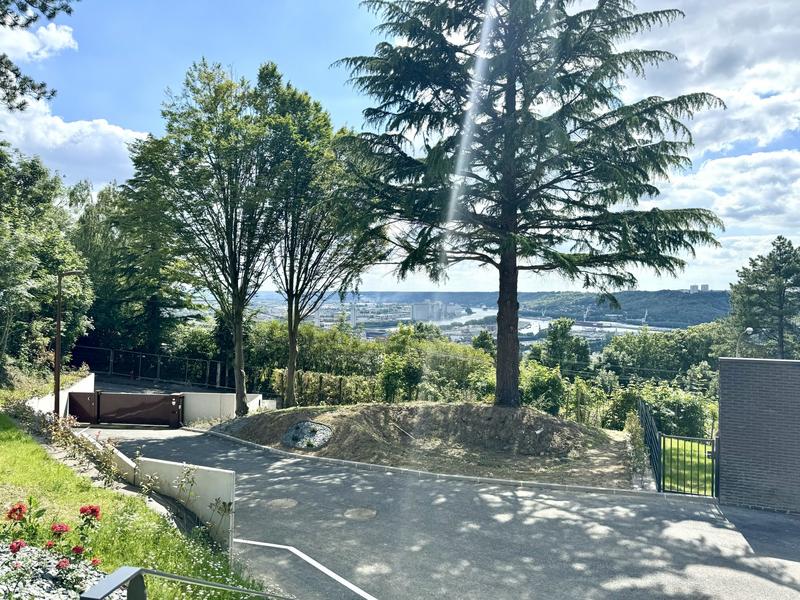 Appartement - 114 m² - 4 pièces