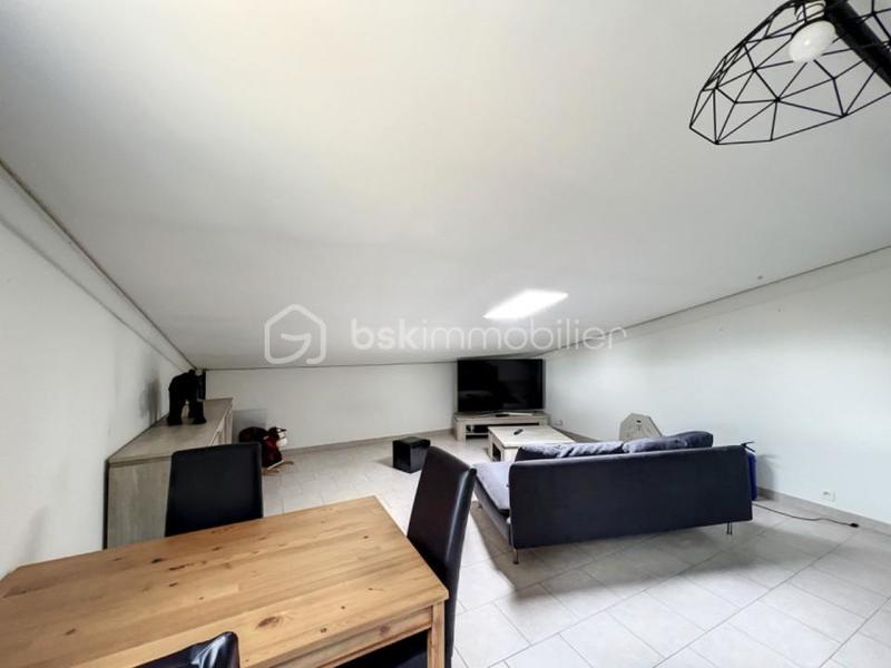 Propriété - 317 m² - 8 pièces