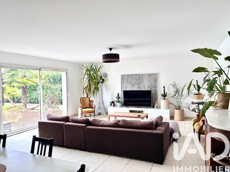 Maison - 170 m² - 6 pièces