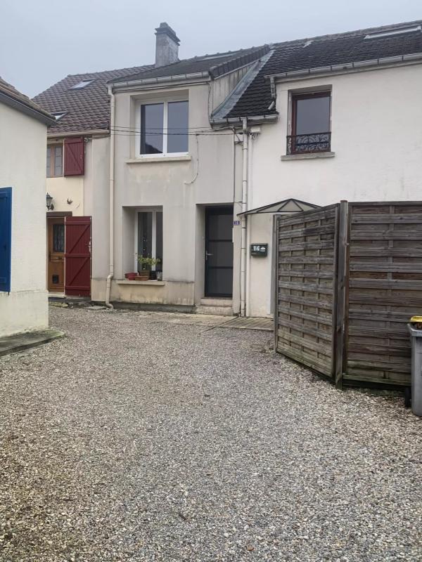 Maison de village - 75 m² - 3 pièces