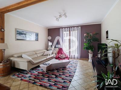 Maison - 96 m² - 5 pièces