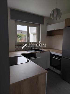 Maison - 93 m² - 5 pièces