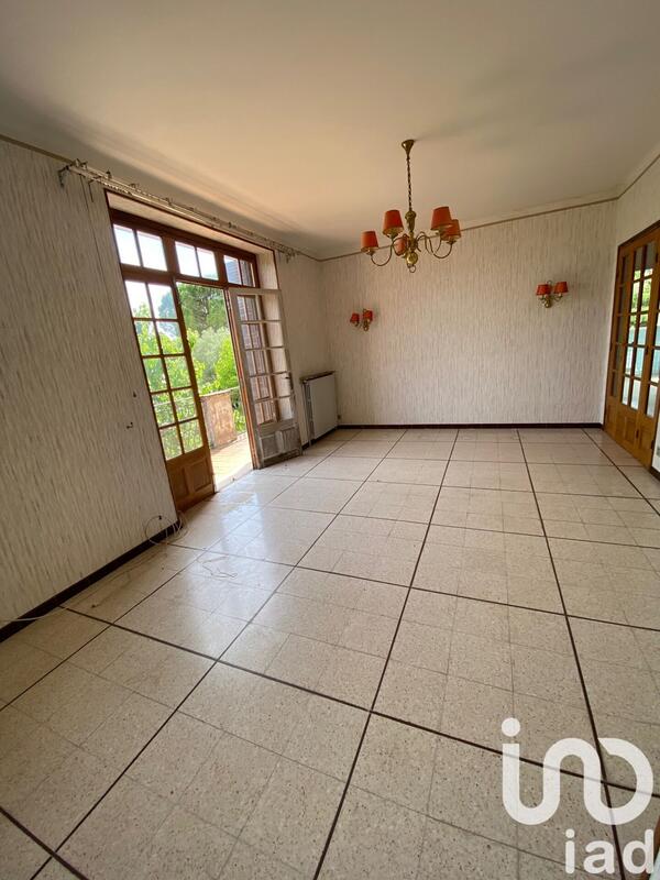 Maison - 156 m² - 8 pièces