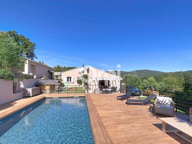 Maison - 91 m² - 4 pièces