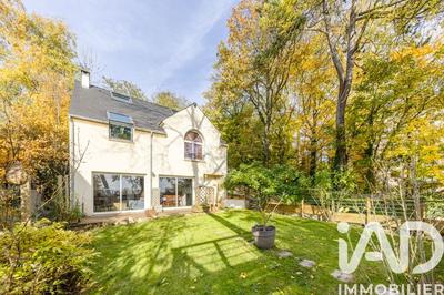 Maison - 148 m² - 6 pièces