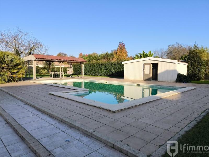 Maison - 80 m² - 4 pièces