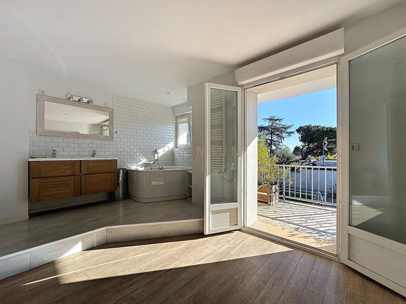 Maison d'architecte - 180 m² - 6 pièces