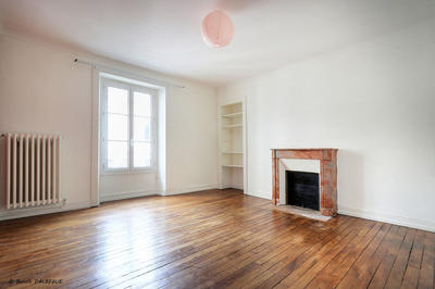 Appartement - 93 m² - 4 pièces