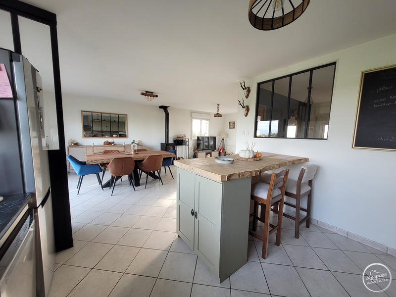 Maison - 95 m² - 3 pièces