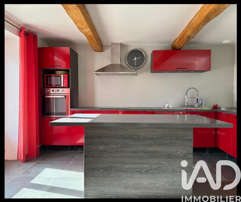 Maison - 88 m² - 3 pièces