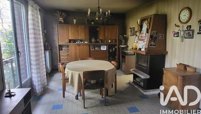 Maison - 80 m² - 5 pièces