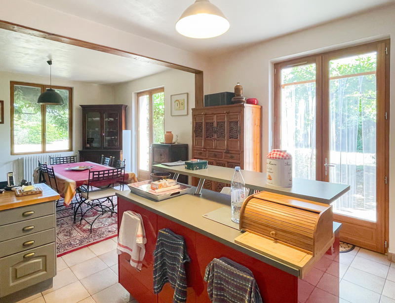 Maison - 185 m² - 5 pièces