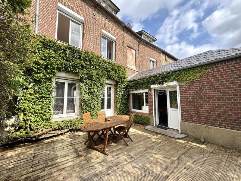 Maison - 127 m² - 7 pièces