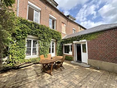 Maison - 127 m² - 7 pièces