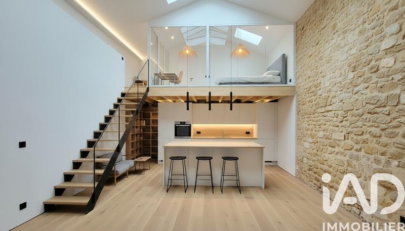 Appartement - 90 m² - 3 pièces